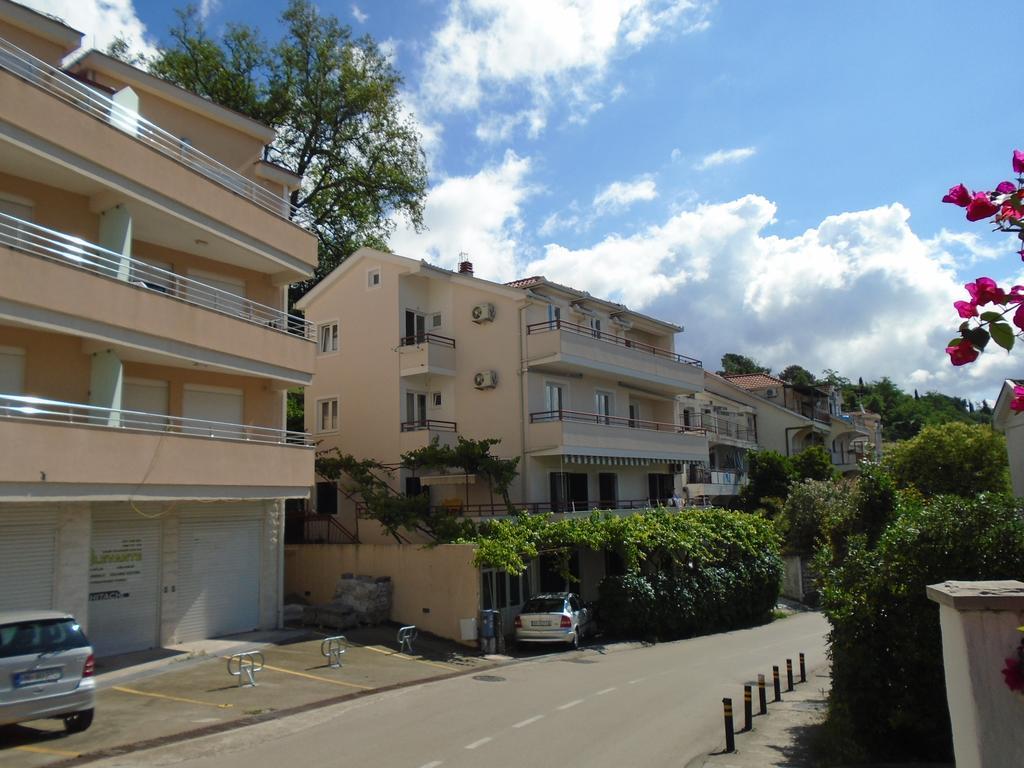 Apartments Kanli Kula Herceg Novi Luaran gambar